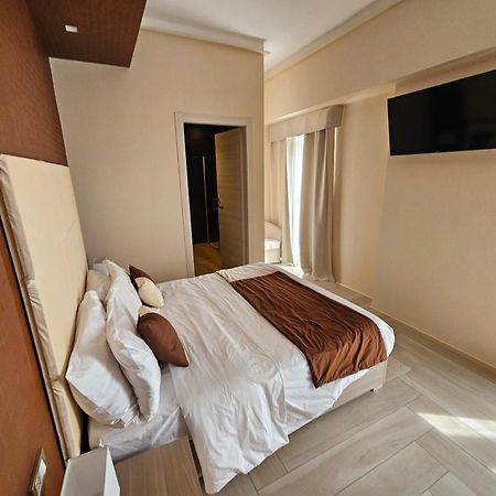 Astoria Boutique Suites Лечче Экстерьер фото